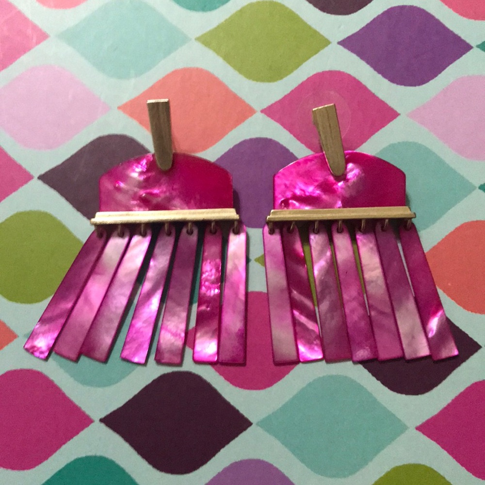 Kendra Scott earrings